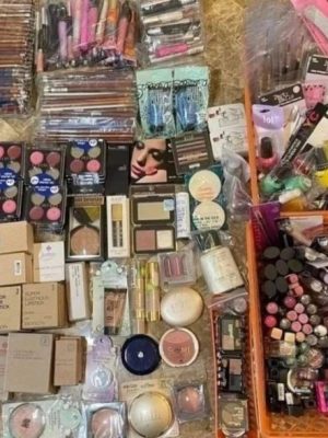 Cosmetics Products Pallet